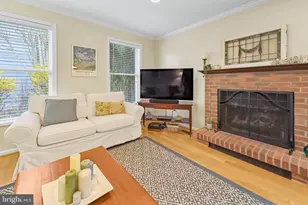 1431 Flynn Ct, Herndon, VA 20170 - Photo 11