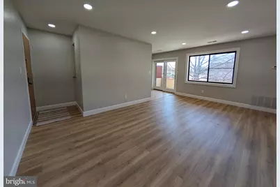 6431 Richmond Highway #303, Alexandria, VA 22306 - Photo 5