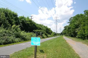 13358 Sherwood Park Ln, Herndon, VA 20171 - Photo 47