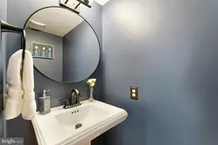 3281 Dutch Mill Ct, Oakton, VA 22124 - Photo 25