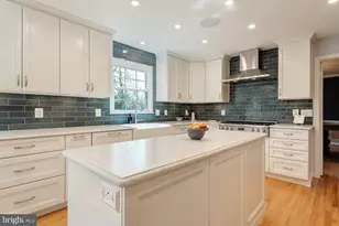 3281 Dutch Mill Ct, Oakton, VA 22124 - Photo 11