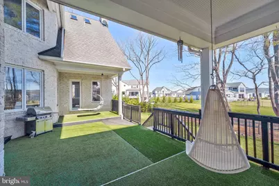 9116 Leesburg Pike, Vienna, VA 22182 - Photo 15