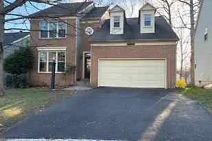 5814 Deer Pond Rd, Centreville, VA 20120 - Photo 1