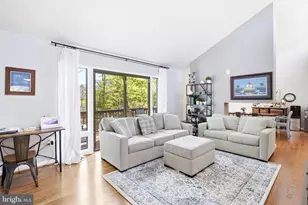 9615 Tinsmith Ln, Burke, VA 22015 - Photo 5