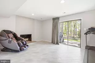 9615 Tinsmith Ln, Burke, VA 22015 - Photo 31