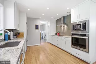 9615 Tinsmith Ln, Burke, VA 22015 - Photo 15