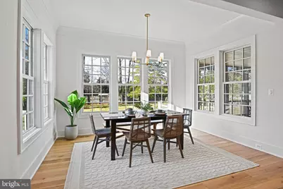 352 Ayr Hill Avenue NE, Vienna, VA 22180 - Photo 23