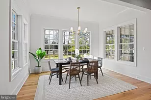 352 Ayr Hill Ave NE, Vienna, VA 22180 - Photo 23