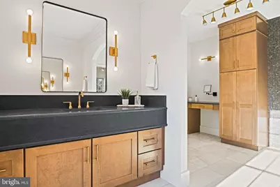 352 Ayr Hill Avenue NE, Vienna, VA 22180 - Photo 41