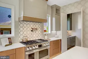 6605 Jerry Pl, McLean, VA 22101 - Photo 25