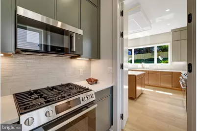6605 Jerry Place, McLean, VA 22101 - Photo 27
