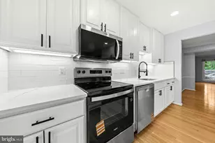 11720 Putting Green Ct, Reston, VA 20191 - Photo 19
