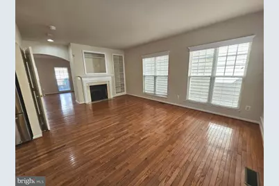 9137 Stonegarden Drive, Lorton, VA 22079 - Photo 5