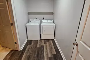 9137 Stonegarden Dr, Lorton, VA 22079 - Photo 25