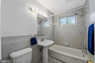 8806 Cromwell Dr, Springfield, VA 22151 - Photo 19