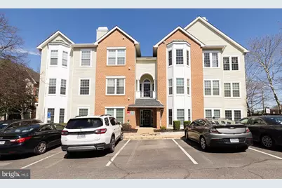 4138 Fountainside Lane #201, Fairfax, VA 22030 - Photo 1