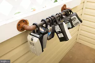 4138 Fountainside Ln, Fairfax, VA 22030 - Photo 25