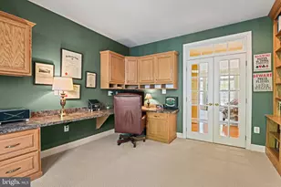 12650 Rose Crest Ct, Fairfax, VA 22033 - Photo 13