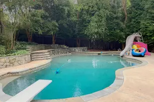 12650 Rose Crest Ct, Fairfax, VA 22033 - Photo 3