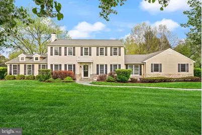 813 Lunenburg Road, Great Falls, VA 22066 - Photo 1