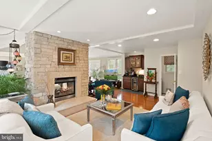 813 Lunenburg Rd, Great Falls, VA 22066 - Photo 15