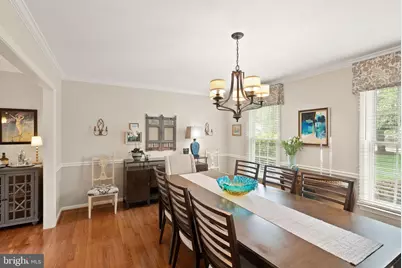 813 Lunenburg Road, Great Falls, VA 22066 - Photo 9