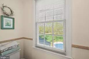 813 Lunenburg Rd, Great Falls, VA 22066 - Photo 51