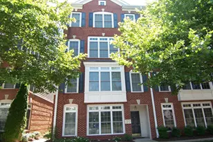 4618 Battenburg Ln, Fairfax, VA 22030 - Photo 1