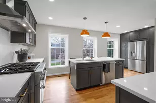 5934 Munson Ct, Falls Church, VA 22041 - Photo 3