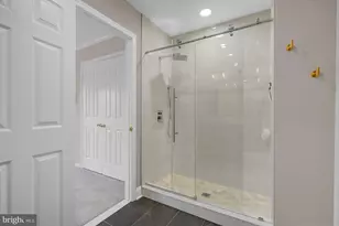 5934 Munson Ct, Falls Church, VA 22041 - Photo 17