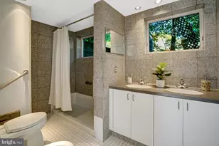 7400 Rebecca Dr, Alexandria, VA 22307 - Photo 35