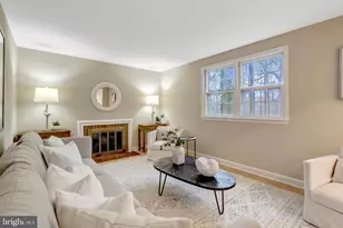 10303 Nantucket Ct, Fairfax, VA 22032 - Photo 17