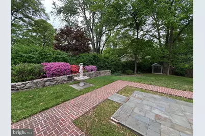 8904 Bridgehaven Court, Alexandria, VA 22308 - Photo 15