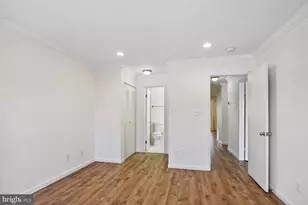 11715 Olde English Dr, Reston, VA 20190 - Photo 13