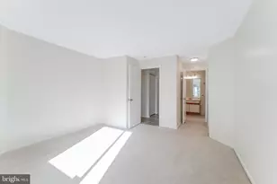 1500 Summerchase Ct, Reston, VA 20194 - Photo 23