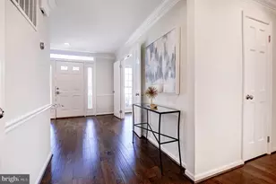 7985 Foxmoor Dr, Dunn Loring, VA 22027 - Photo 19