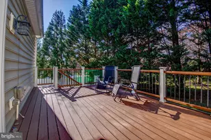 7985 Foxmoor Dr, Dunn Loring, VA 22027 - Photo 49