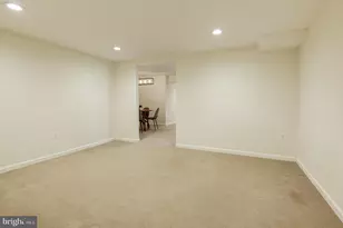 7985 Foxmoor Dr, Dunn Loring, VA 22027 - Photo 45