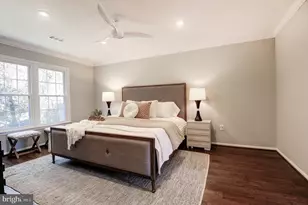 7985 Foxmoor Dr, Dunn Loring, VA 22027 - Photo 27