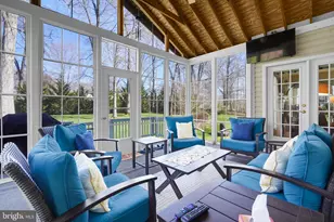 7366 Hunters Oak Ct, Springfield, VA 22150 - Photo 23