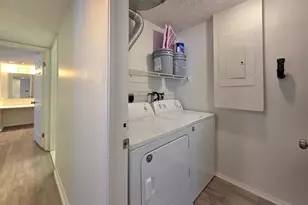 8380 Brockham Dr, Alexandria, VA 22309 - Photo 7