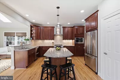 314 Orchard Court NW, Vienna, VA 22180 - Photo 17