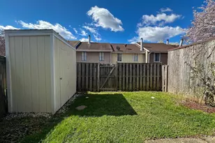 13327 Schwenger Pl, Herndon, VA 20170 - Photo 23