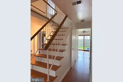 13327 Schwenger Place, Herndon, VA 20170 - Photo 3