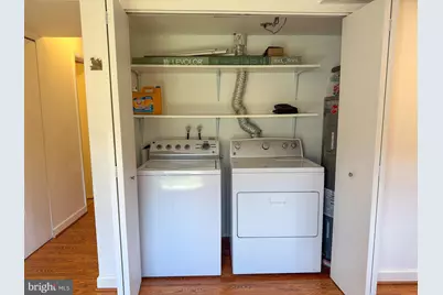 13327 Schwenger Place, Herndon, VA 20170 - Photo 15