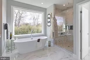 125 Casmar St SE, Vienna, VA 22180 - Photo 23