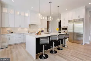 125 Casmar St SE, Vienna, VA 22180 - Photo 7