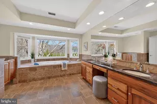 9012 Old Dominion Dr, McLean, VA 22102 - Photo 33