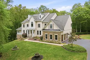 2207 Aryness Dr, Vienna, VA 22181 - Photo 5
