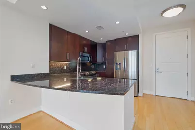 8220 Crestwood Heights Drive #714, McLean, VA 22102 - Photo 5